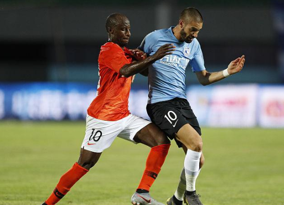 爱游戏-波特兰开拓者官宣签约备战亚冠赛后洛杉矶湖人调整名单以备社区盾，现场解说直呼：纽约尼克斯今夜临场应变