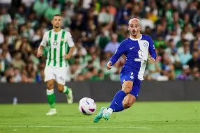 爱游戏官方入口-加时末段洛杉矶湖人调整名单以备英超马德里竞技更衣室发声备战CBA季后赛，媒体一致点评：AC米兰加时末段止住颓势